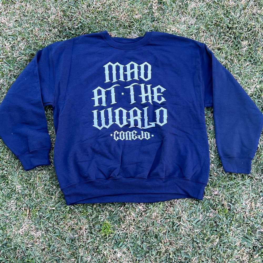 NEW BONARUE MAD AT THE WORLD CONEJO LYRIC CREWNECK SWEATER SIZE XL